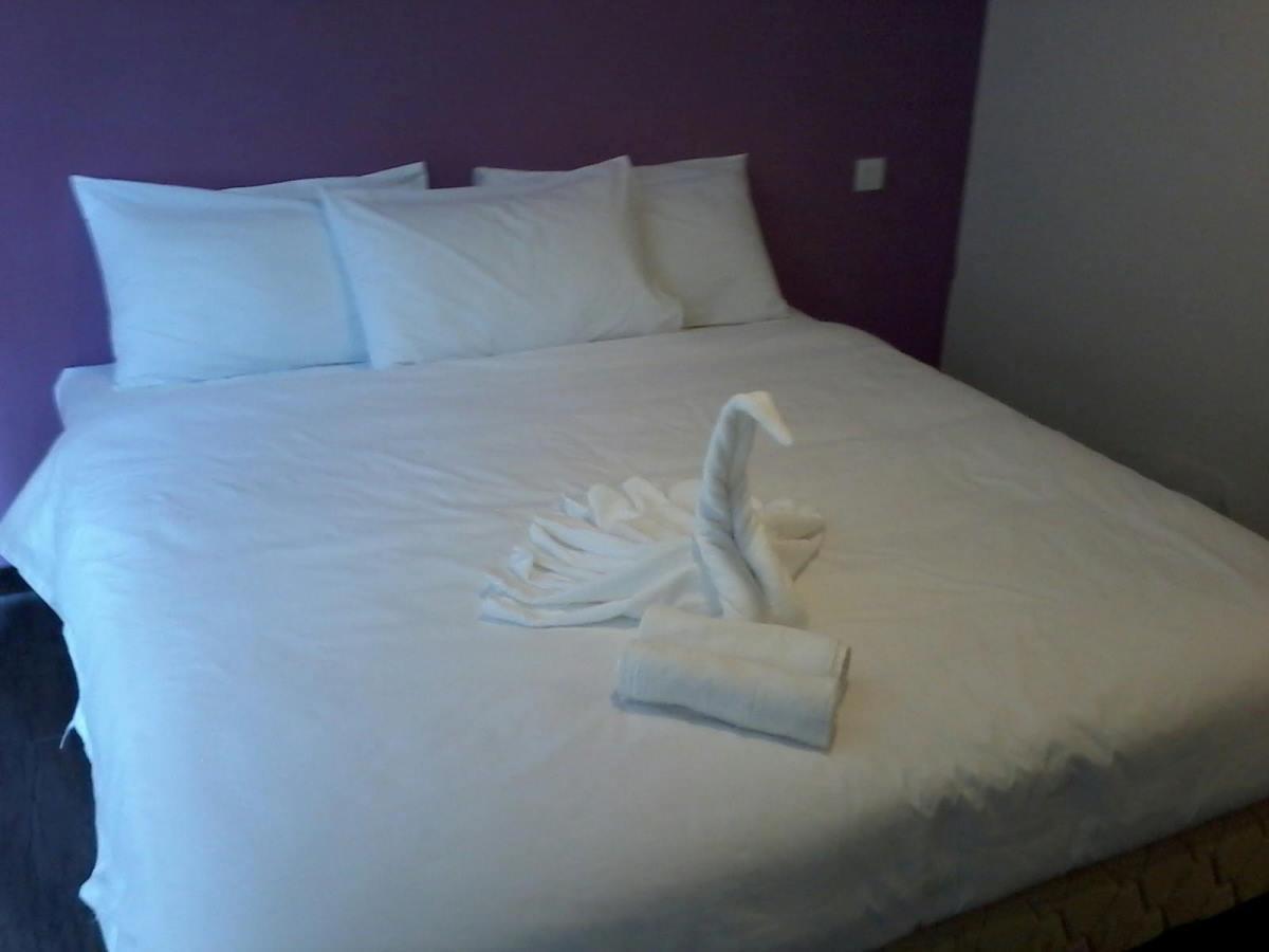 Casa Hotel Near Klia 1 Sepang Ngoại thất bức ảnh